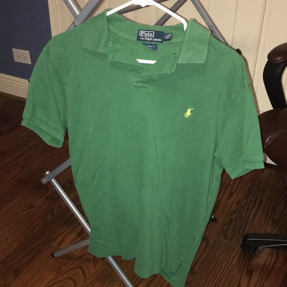 Men’s Large Custom Fit Polo Green w/ Gold Logo